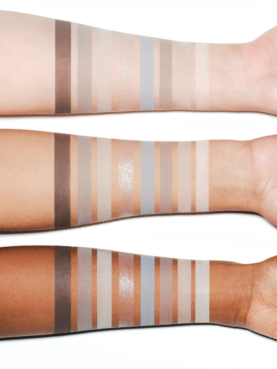 Risky Beauty - PIGMENT EYESHADOW PALETTE