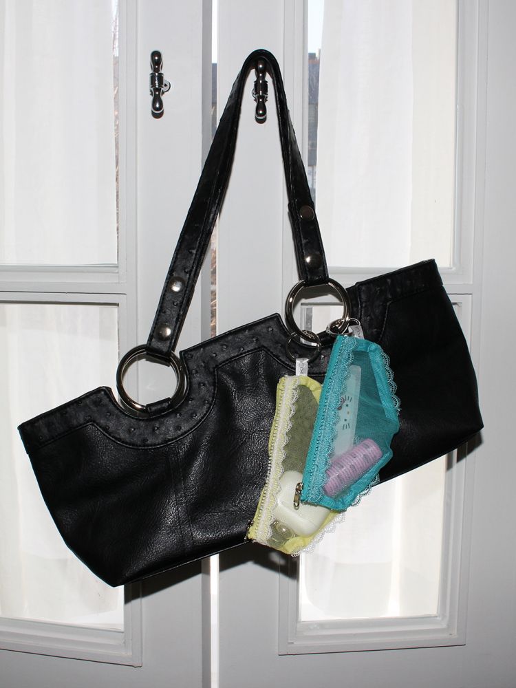 kuel-things-Cheeky pouch (MINT)