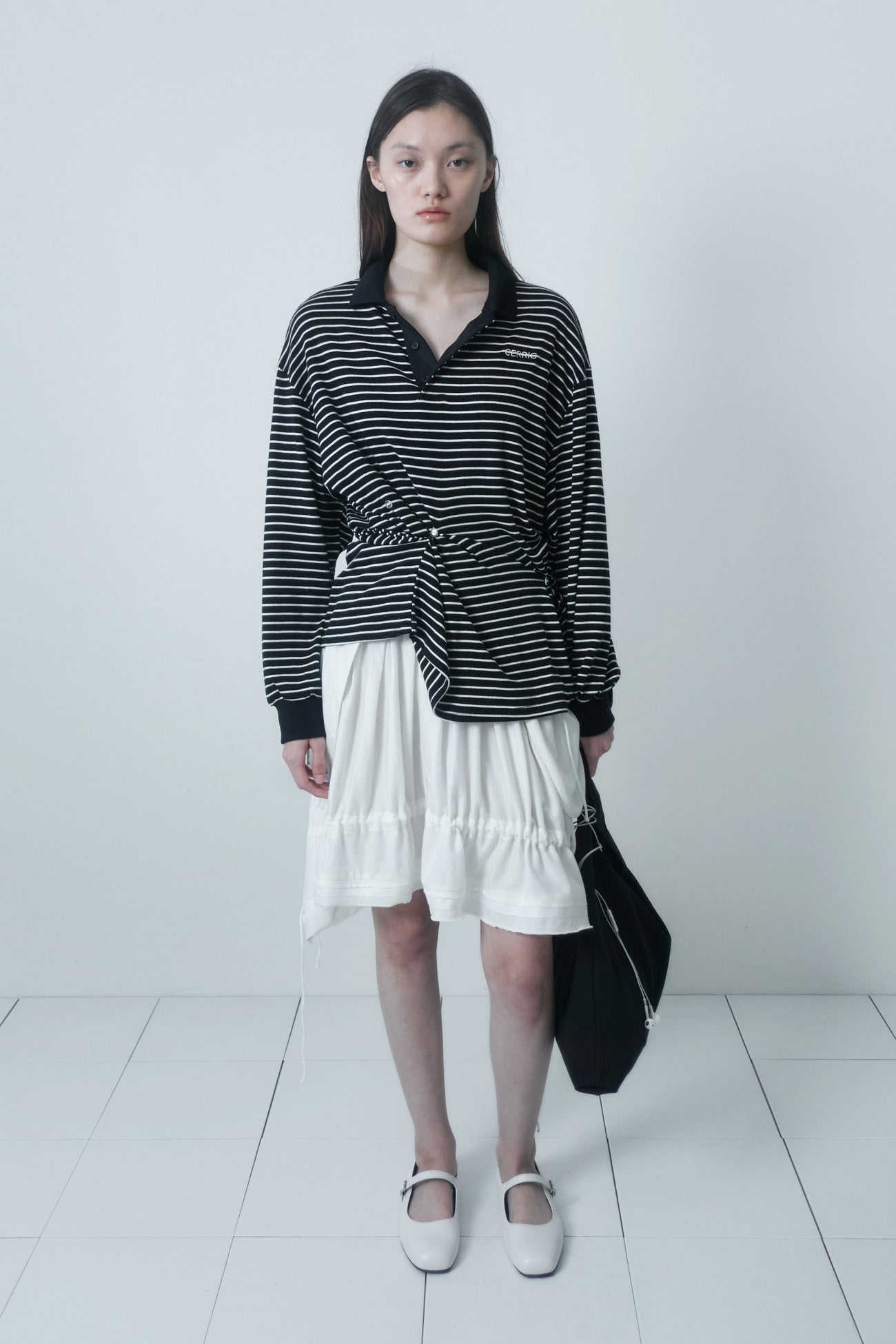 cerric - STRIPE BUTTON PINCH TOP / BLACK