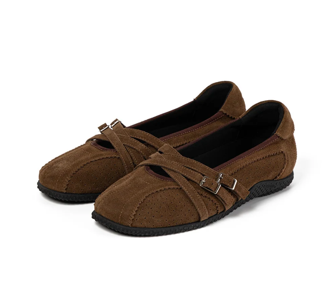 khiho - ARCELLE PINKING BELTED SNEAKERS BROWN