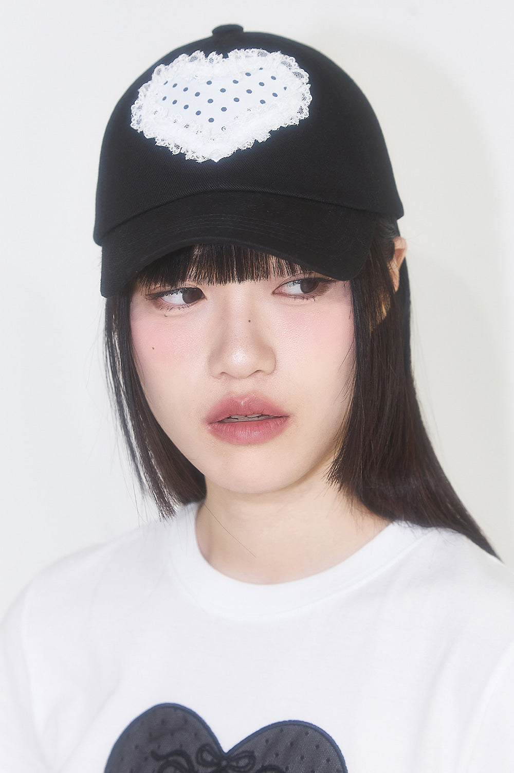 illigo - Lace Heart Dot Ball Cap Black