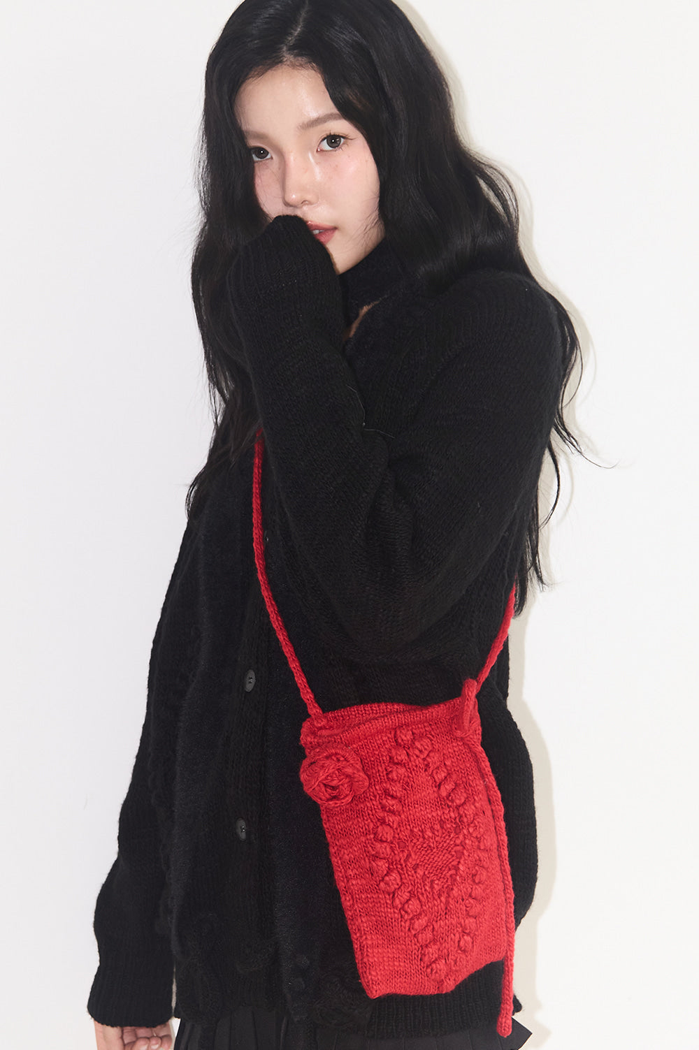 illigo - Fleur Diamond Knit Cross Bag Red