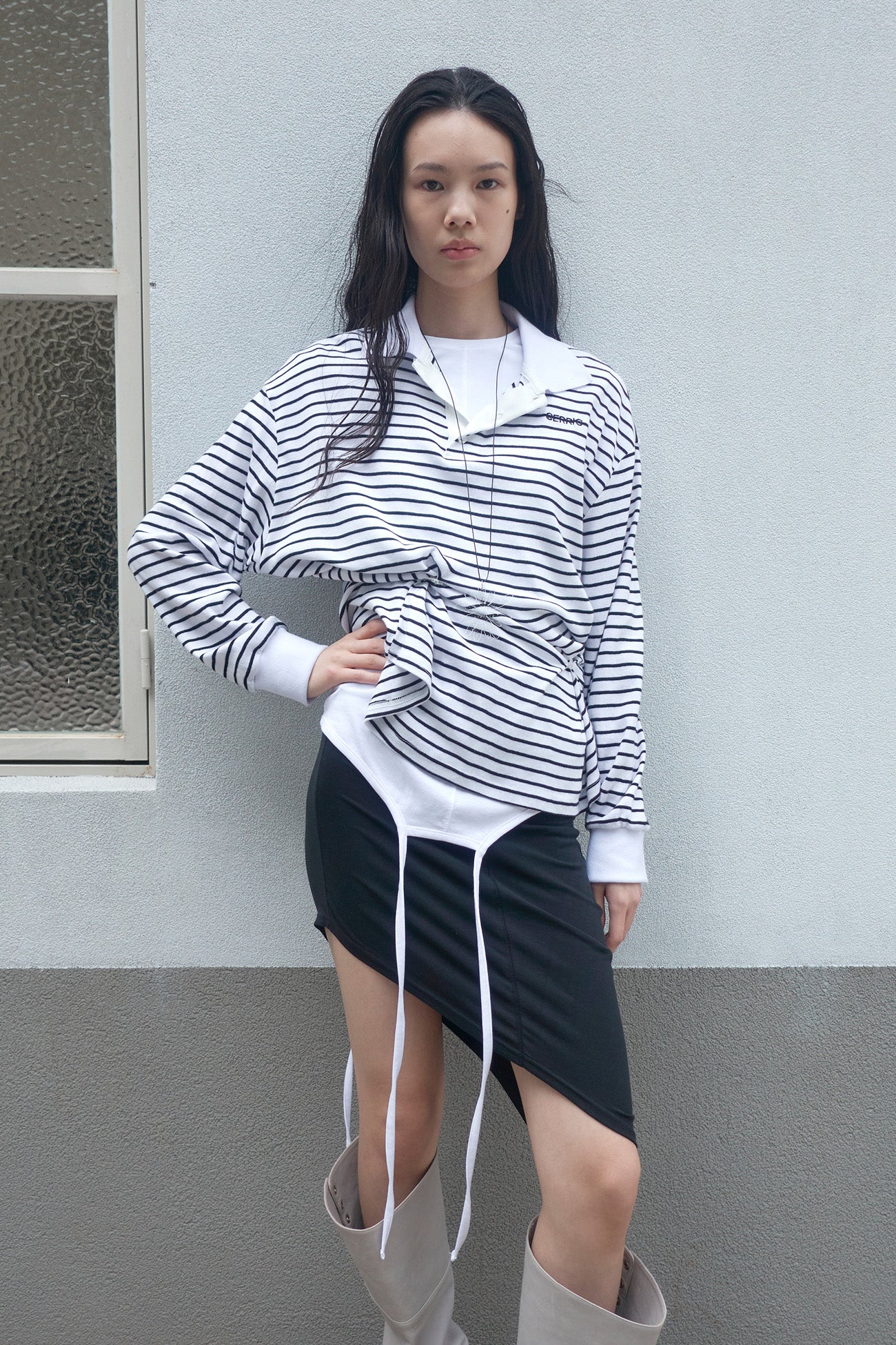 cerric - STRIPE BUTTON PINCH TOP / WHITE