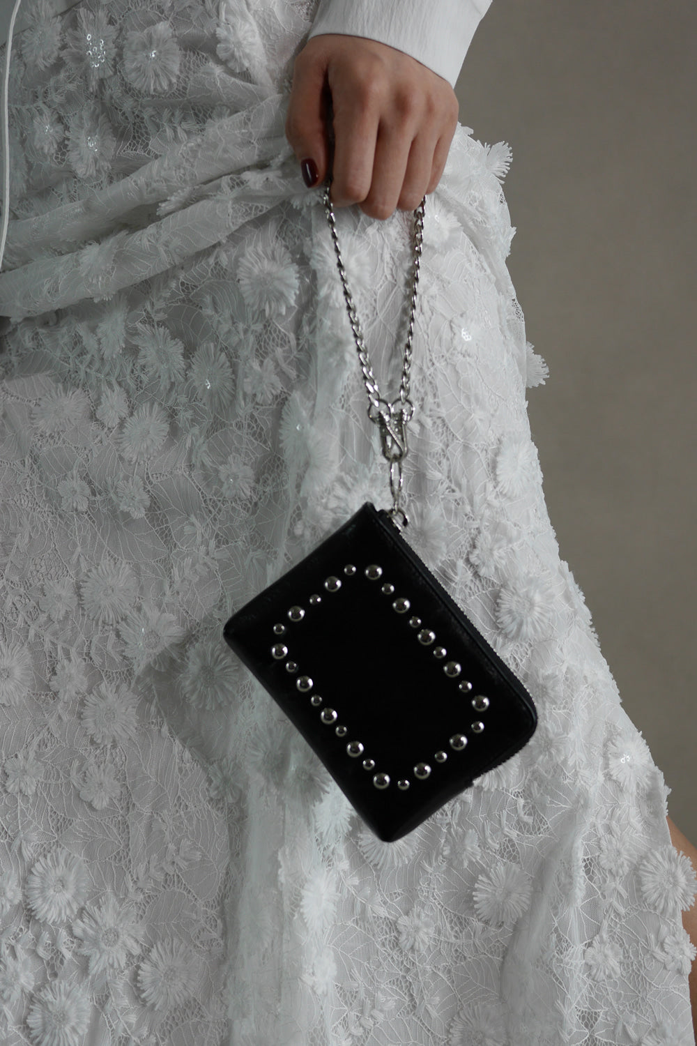 KHIHO - STUD POPO POUCH / BLACK
