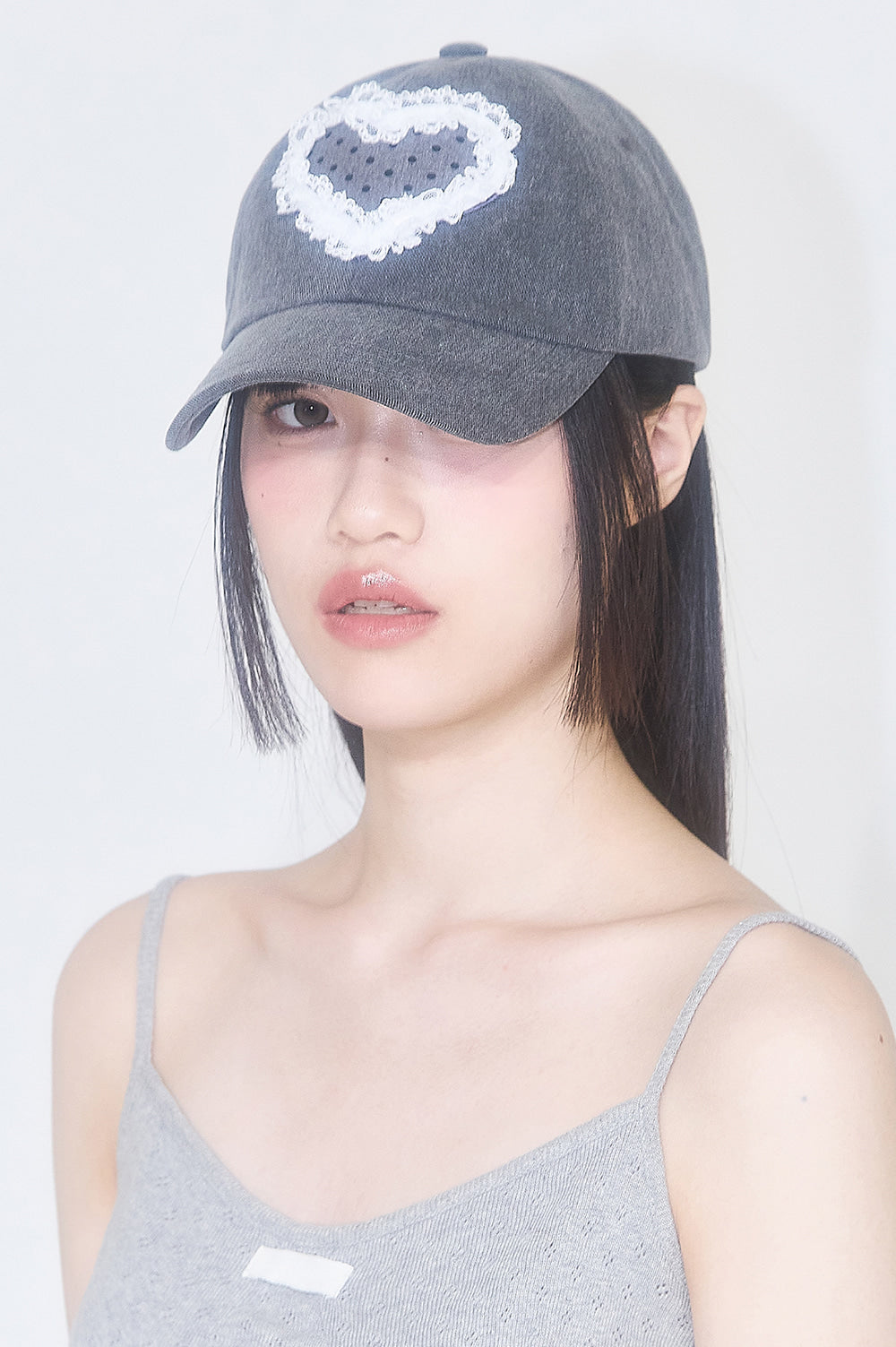illigo - Lace Heart Dot Ball Cap Grey