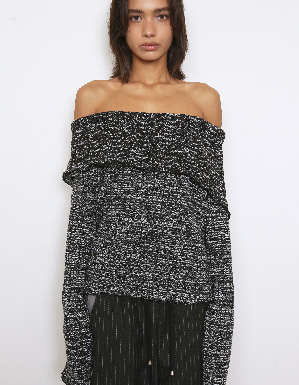 Polysooem - CHUNKY CABLE OFF-SHOULDER SWEATER, BLACK