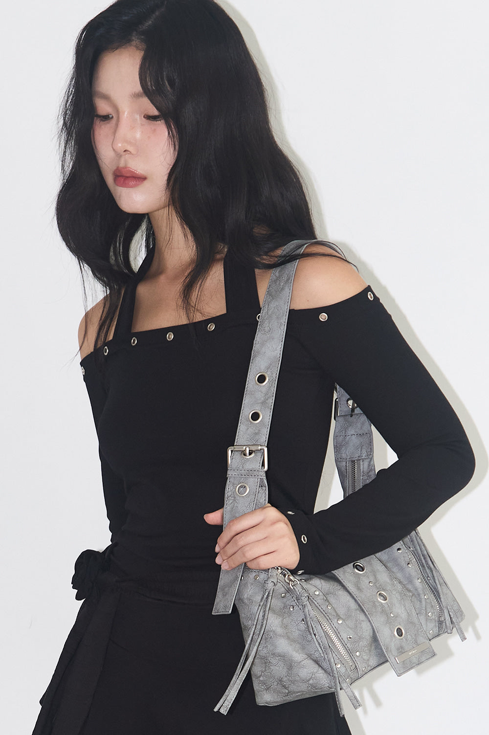 illigo - Leaf Eyelet Shoulder Bag Gray