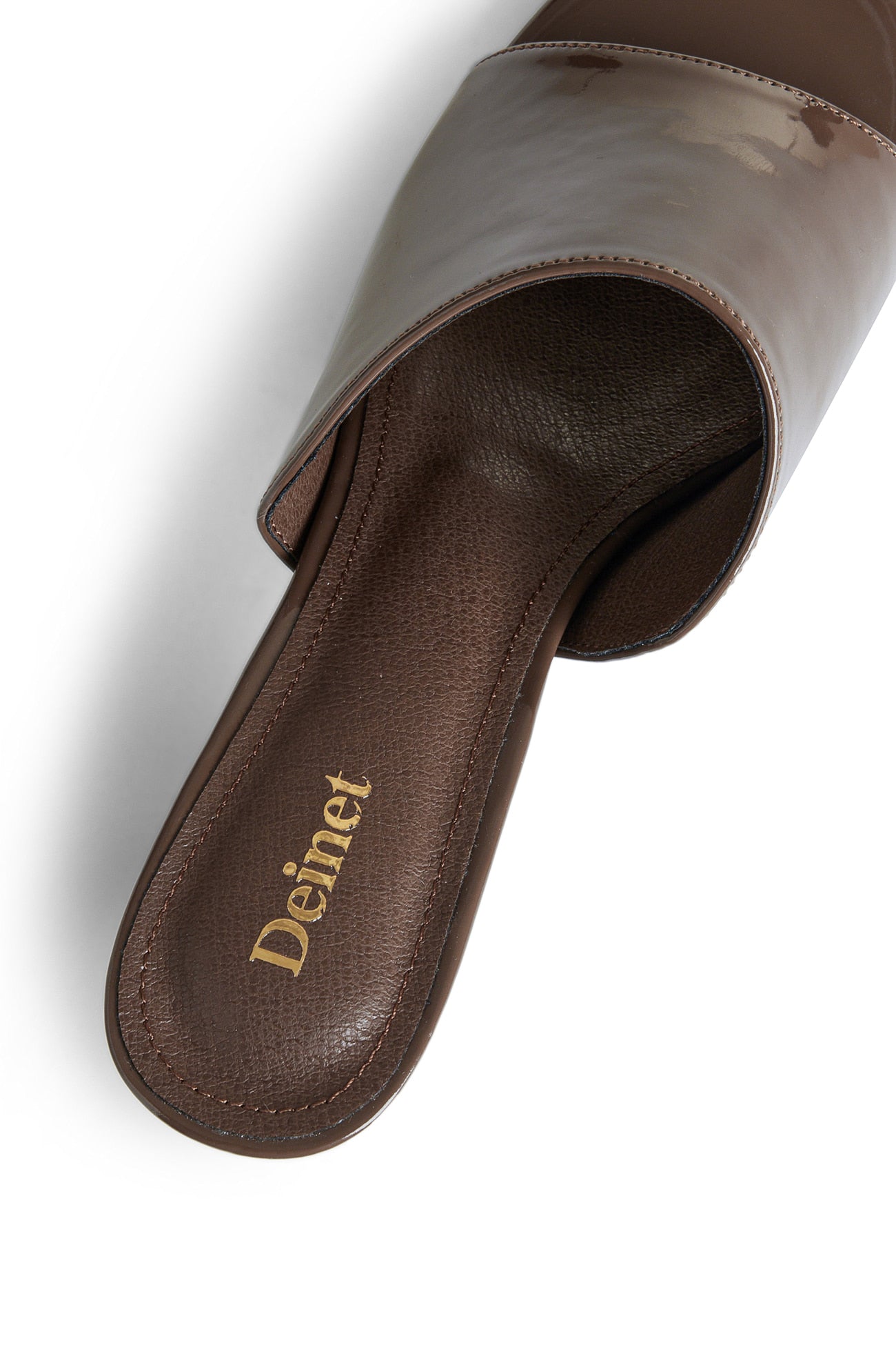 Deinet - ENAMEL SLIPPERS IN BROWN