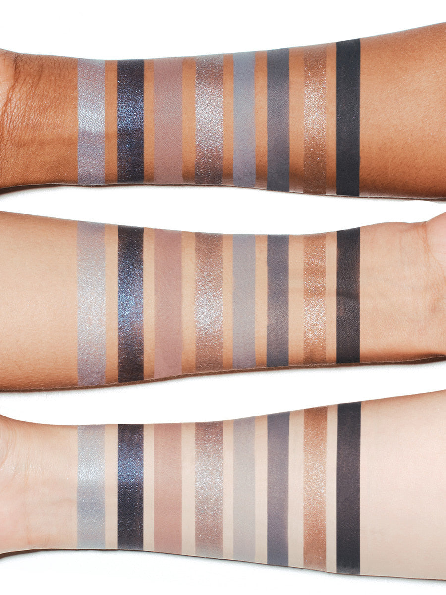 Risky Beauty - PIGMENT EYESHADOW PALETTE