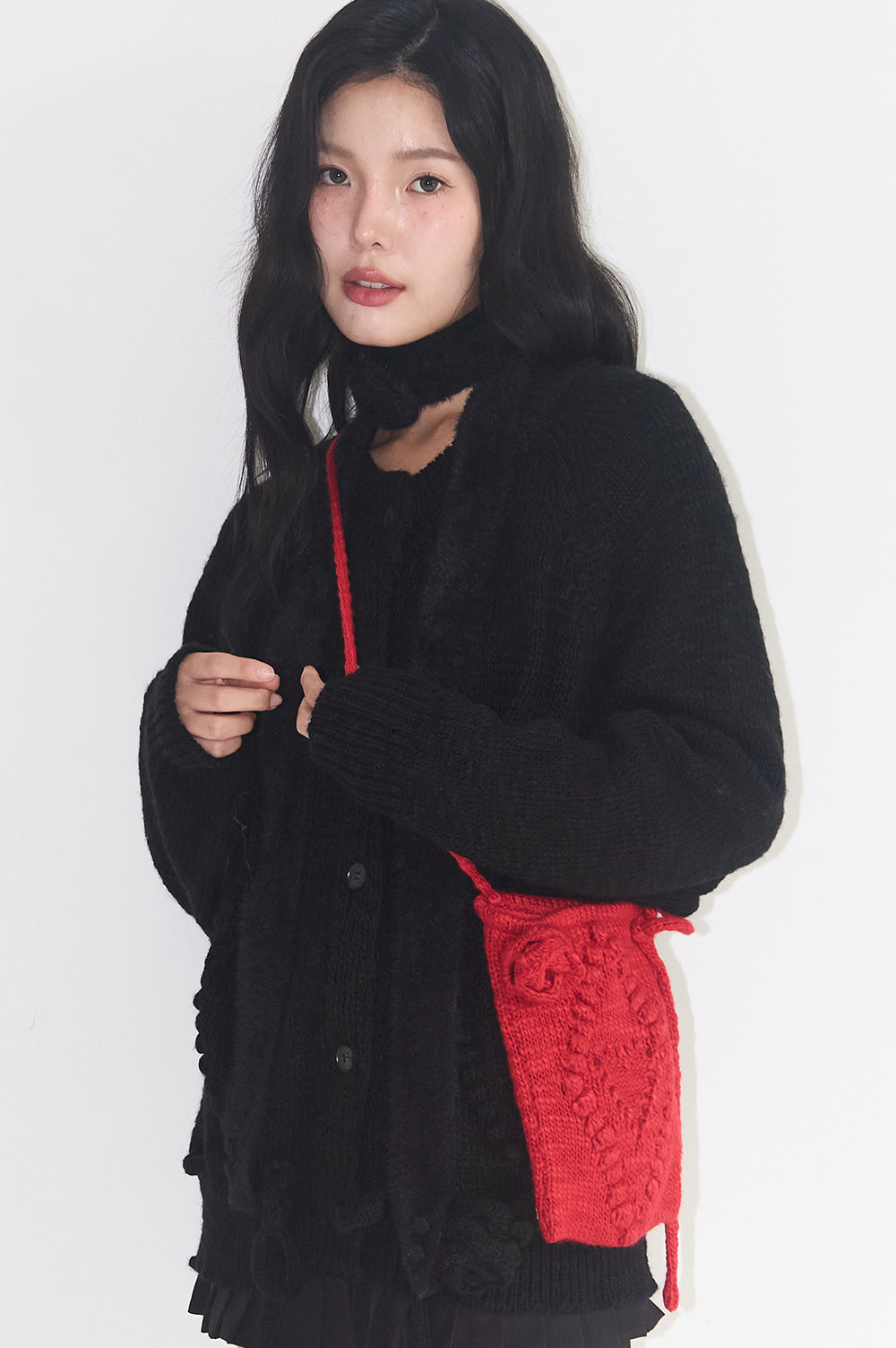 illigo - Fleur Diamond Knit Cross Bag Red