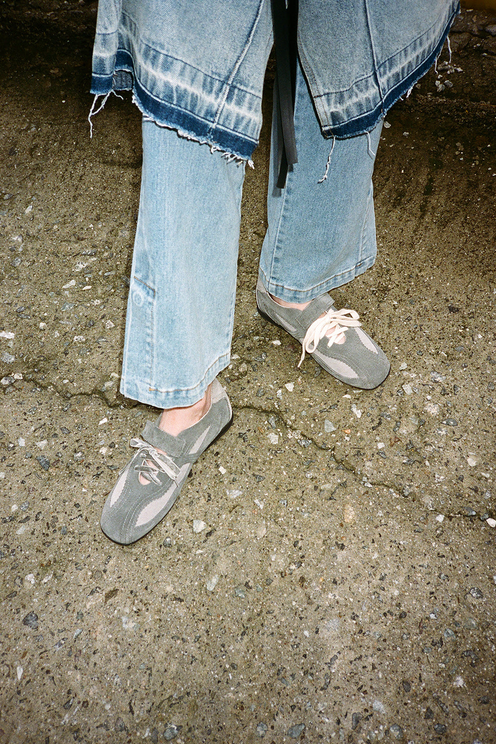 KHIHO - PINKING MARY JANE SNEAKERS / GREY
