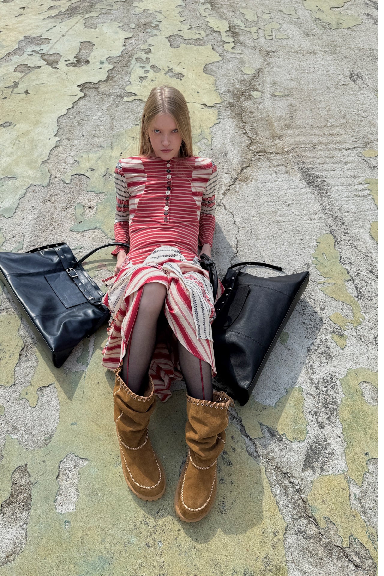 yeomim - 슬래키 백 slacky bag (navy)