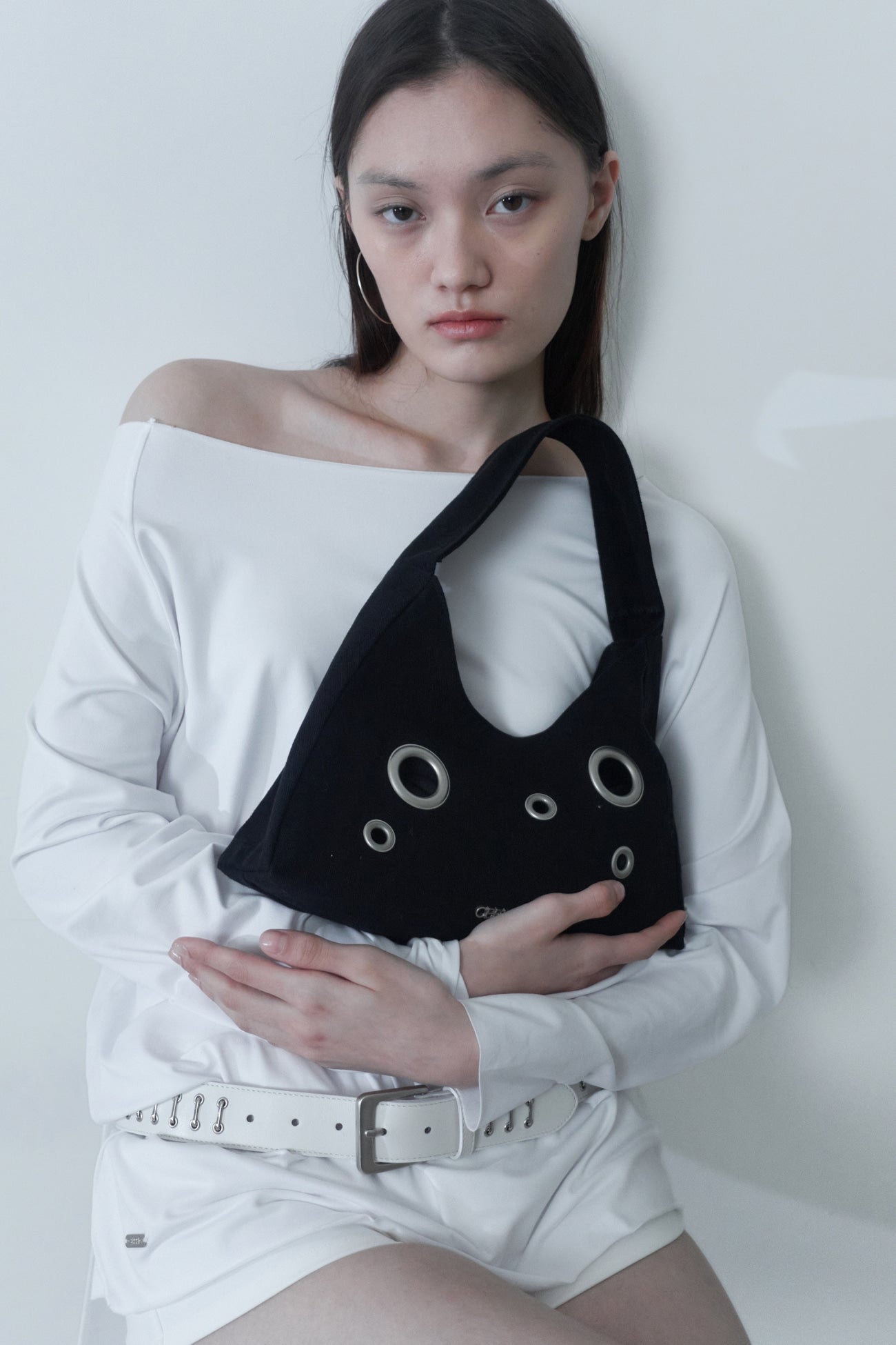 バッグ CERRIC PUNCHING MINI BAG BLACK cerric - PUNCHING MINI BAG / BLACK – lolamoon.co