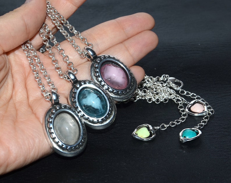 西班牙品牌OA-flower pendant necklace