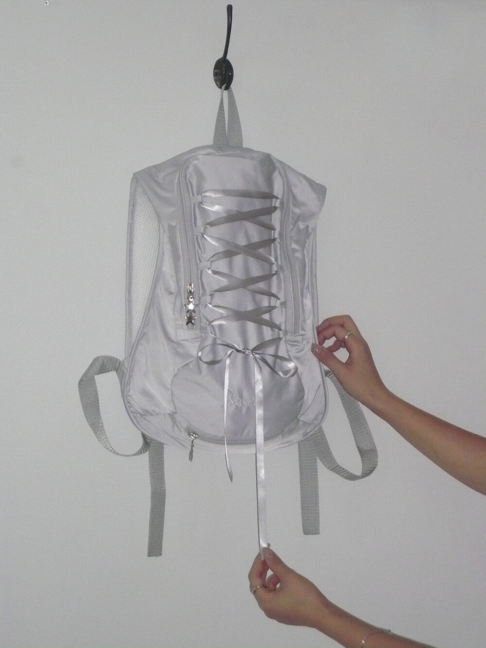 Nuyet - Lace up backpack _ Grey