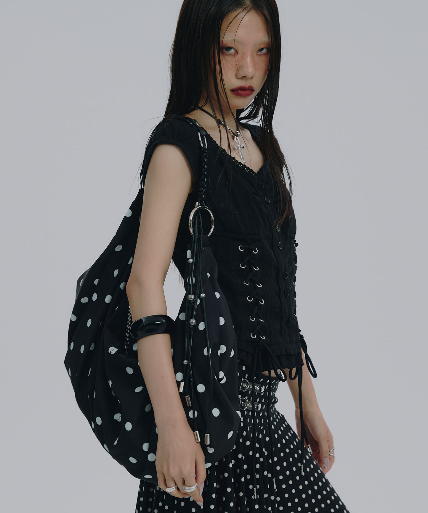 Notknowing - Braided Dot Shoulder Bag (BLACK)