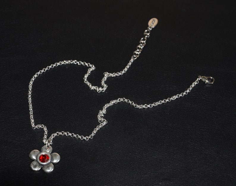 西班牙品牌OA-flower pendant necklace