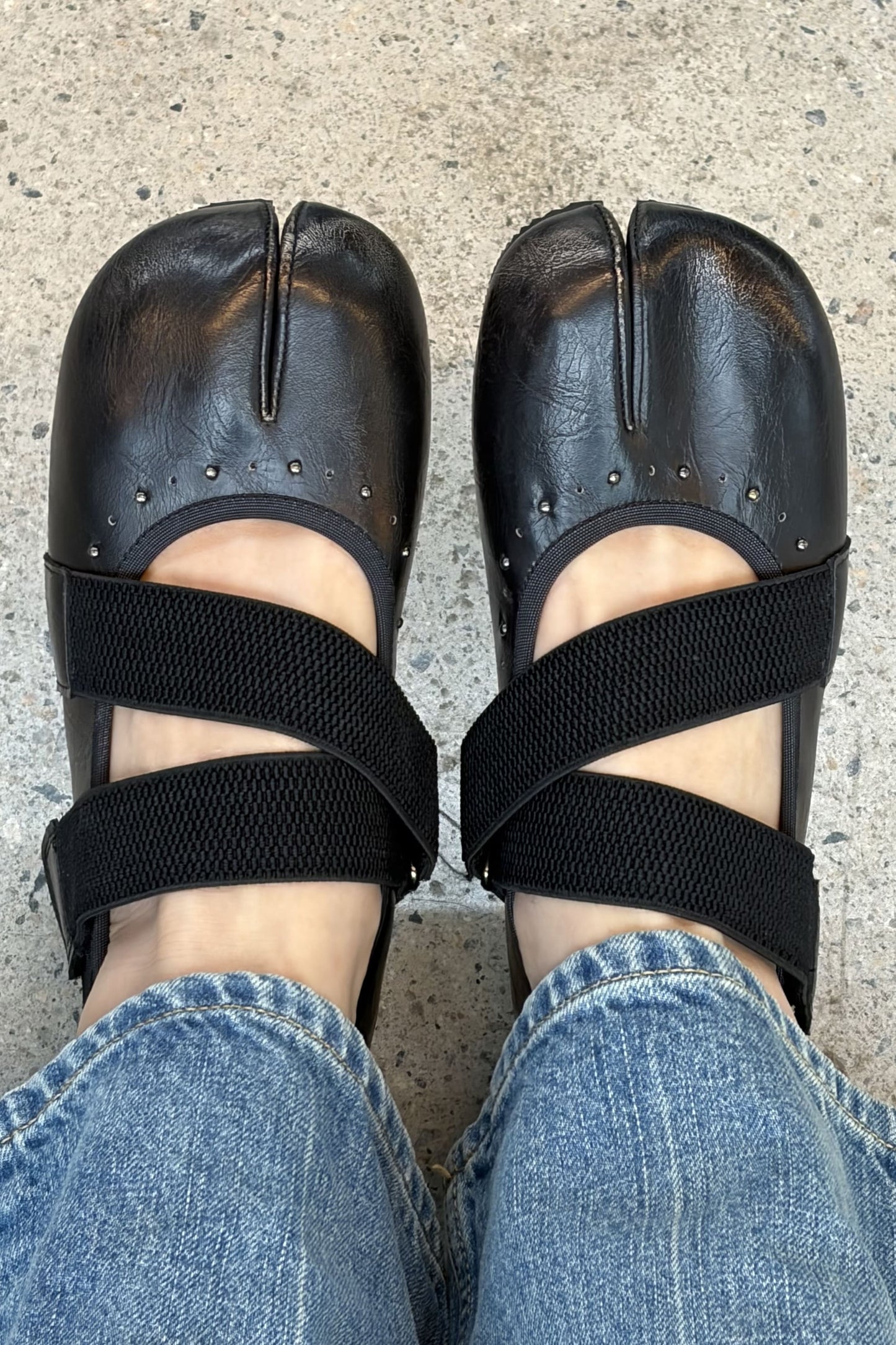 Deinet - ENAMEL FLIP FLOP IN LIGHT YELLOW (8月尾到貨)