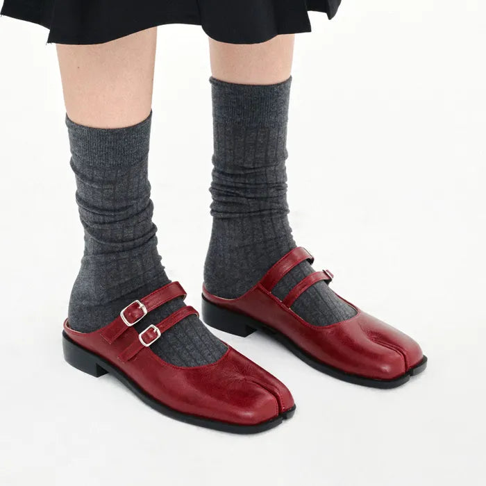 PAES - Double Buckle Mule / Burgundy