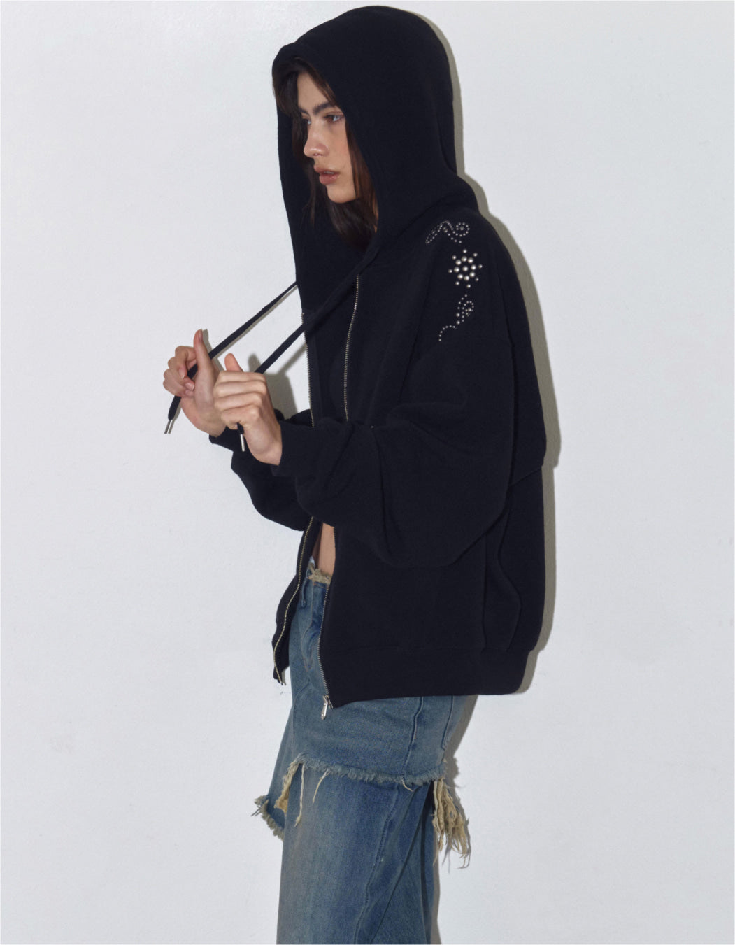 Polysooem -  ORNAMENT STUDDED HOODIE_ONZI_EDITION, BLACK（3/12 後到貨）