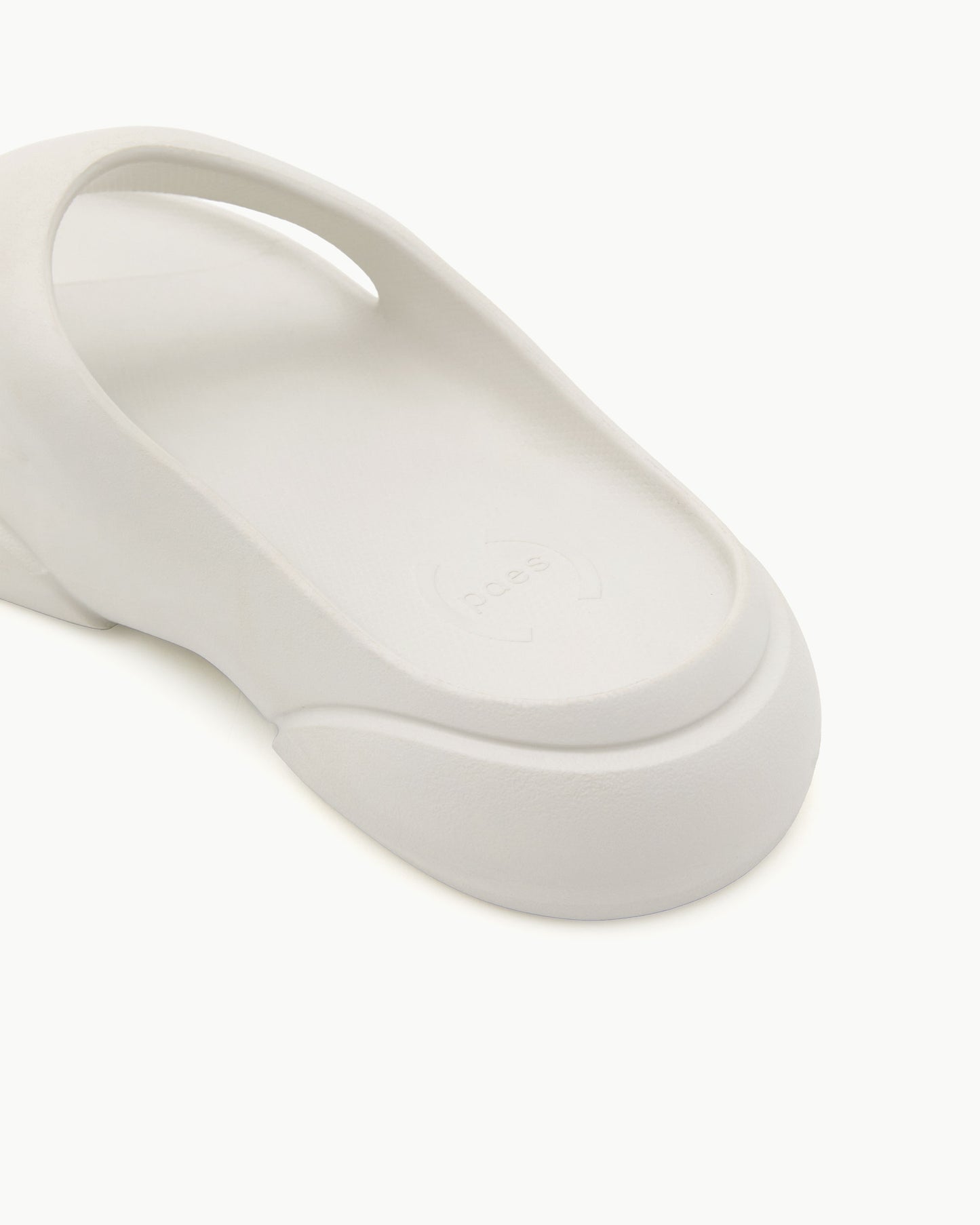 PAES - Flipflop 02 / Cream