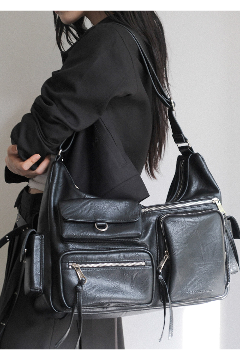 IUGA - Multi Pocket Leather Bag (Black)