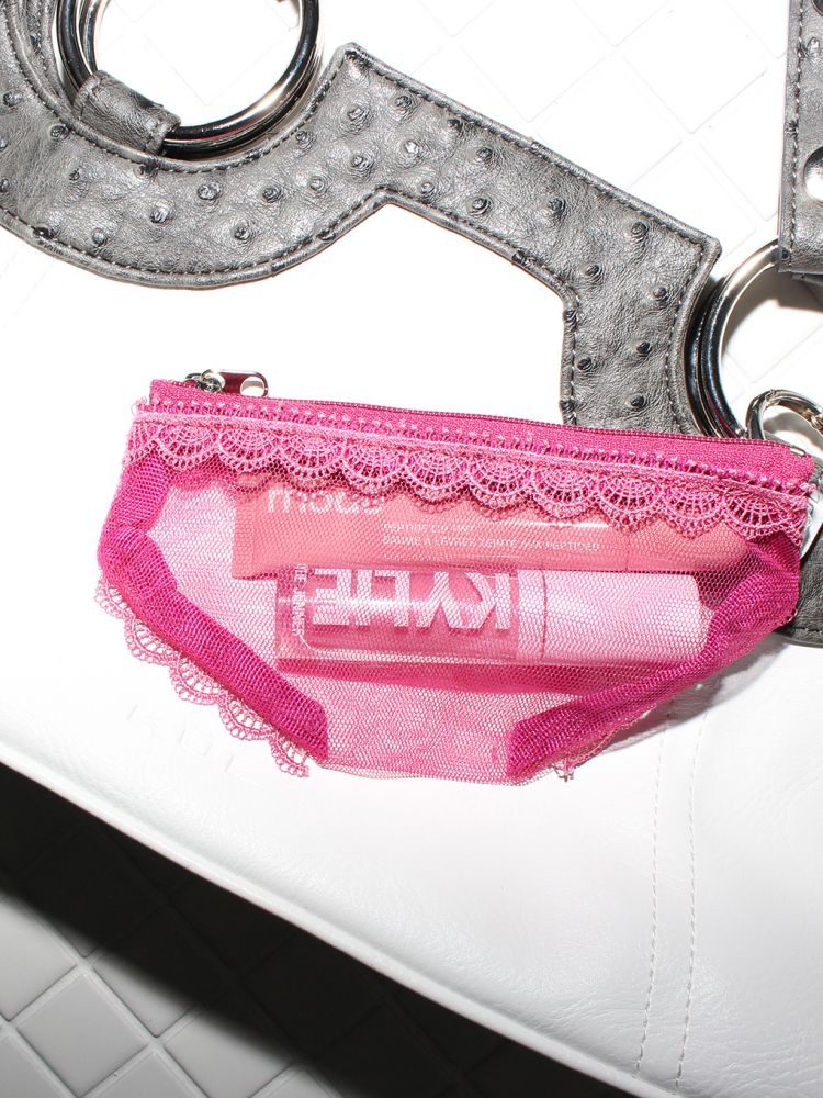 kuel-things－Cheeky pouch (Cherry pink)