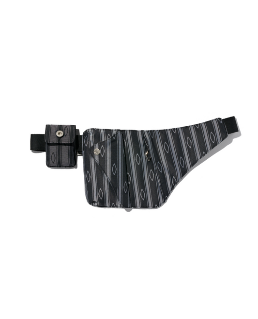MISCHIEF - JACQUARD BODY POUCH_BLACK