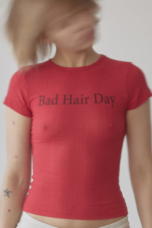 Sculptorpage - Bad Hair Day Tee Red