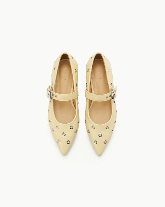 PAES - Eyelet Buckle Flat / Butter