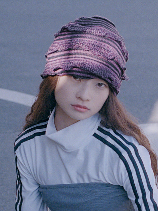 PETAL BEANIE IN GRAPE