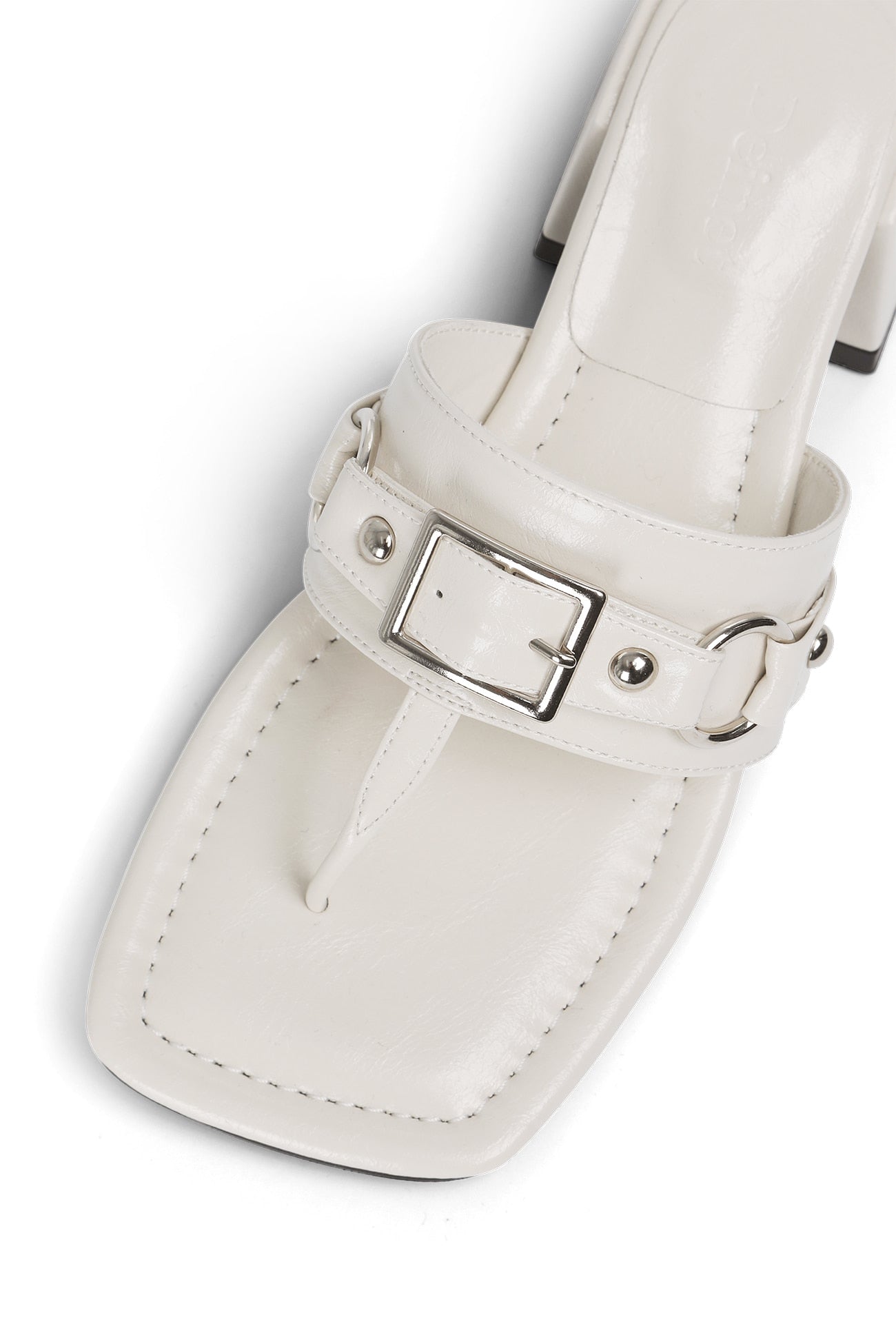 Deinet - STUD SQUARE FLIP FLOP IN WHITE