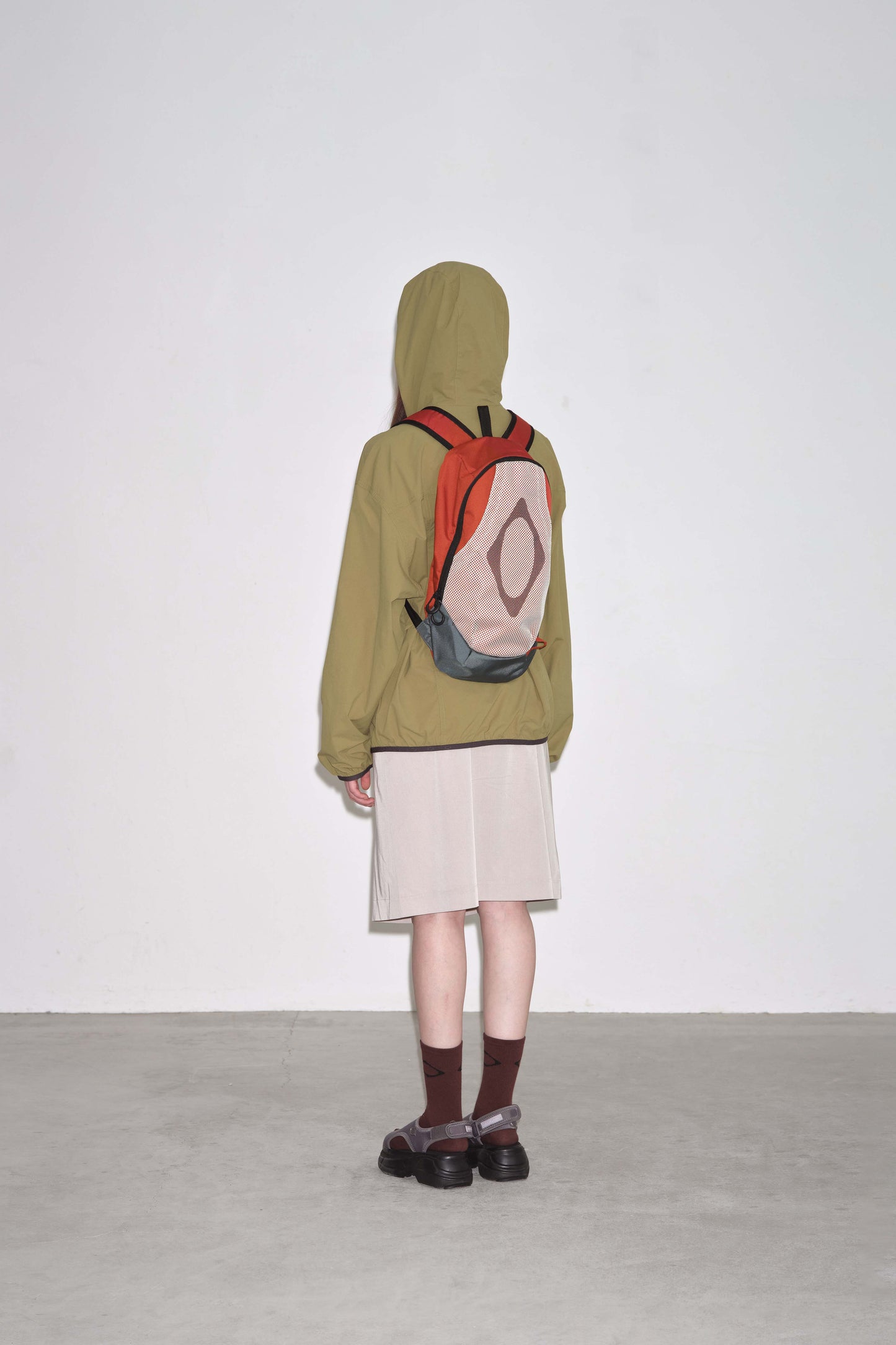 MISCHIEF - RHOMBUS MESH BACKPACK_BEIGE/RED