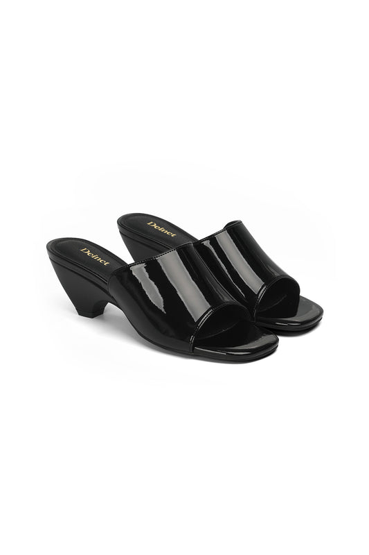 Deinet - ENAMEL SLIPPERS IN BLACK