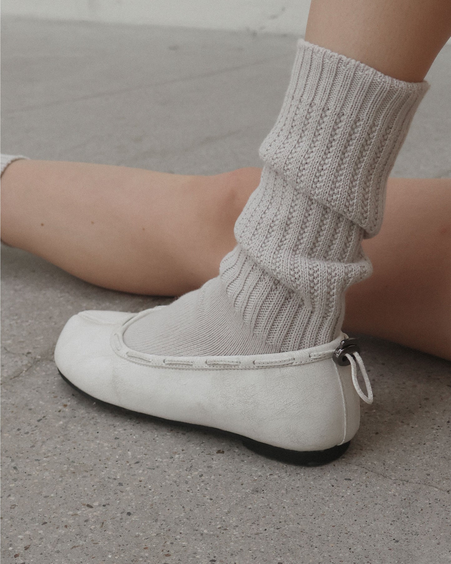 PAES - Leather String Flat / Vintage White