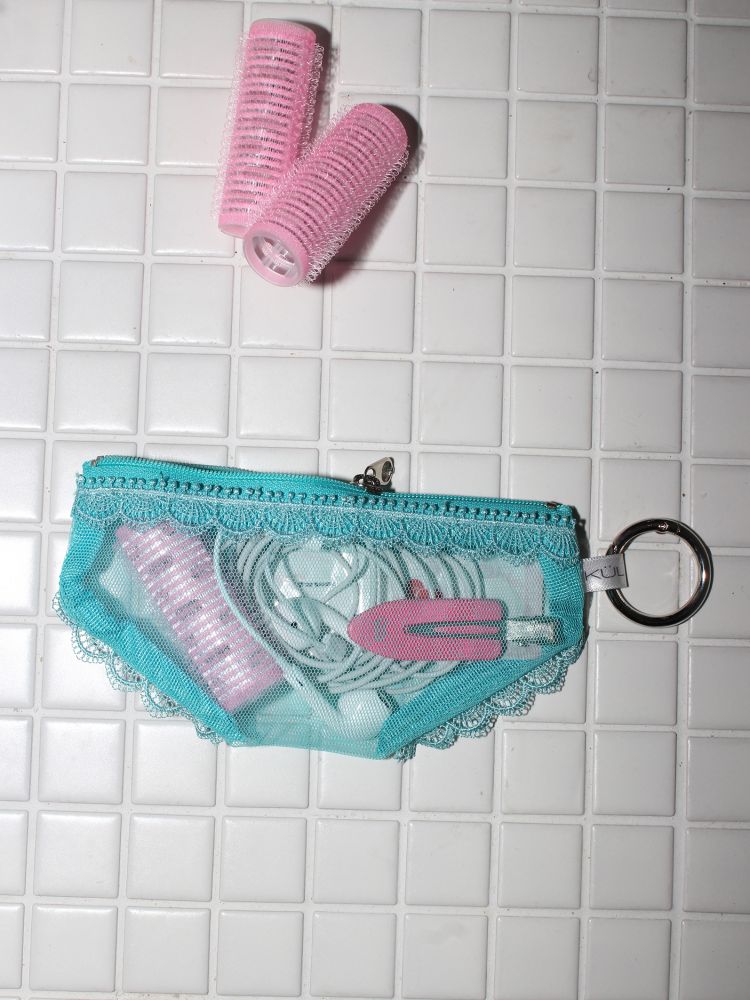 kuel-things－Cheeky pouch (MINT)