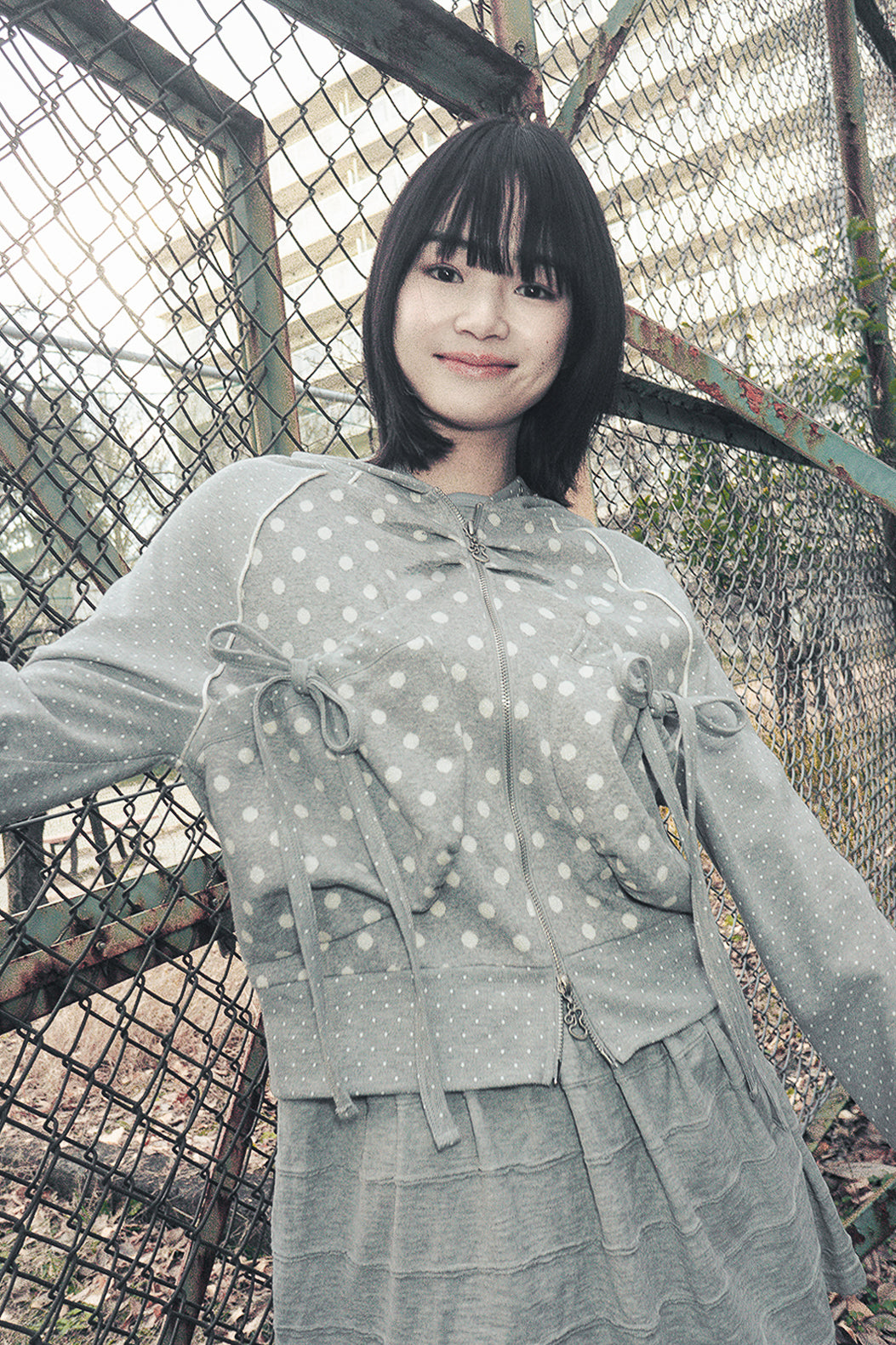 hugyourskin－Dot big pocket hoodie zip-up (Gray / Black) – lolamoon.co