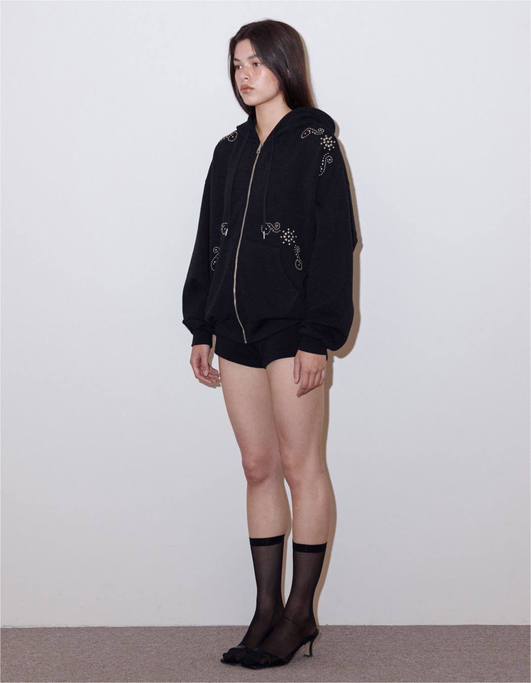 Polysooem -  ORNAMENT STUDDED HOODIE_ONZI_EDITION, BLACK（3/12 後到貨）