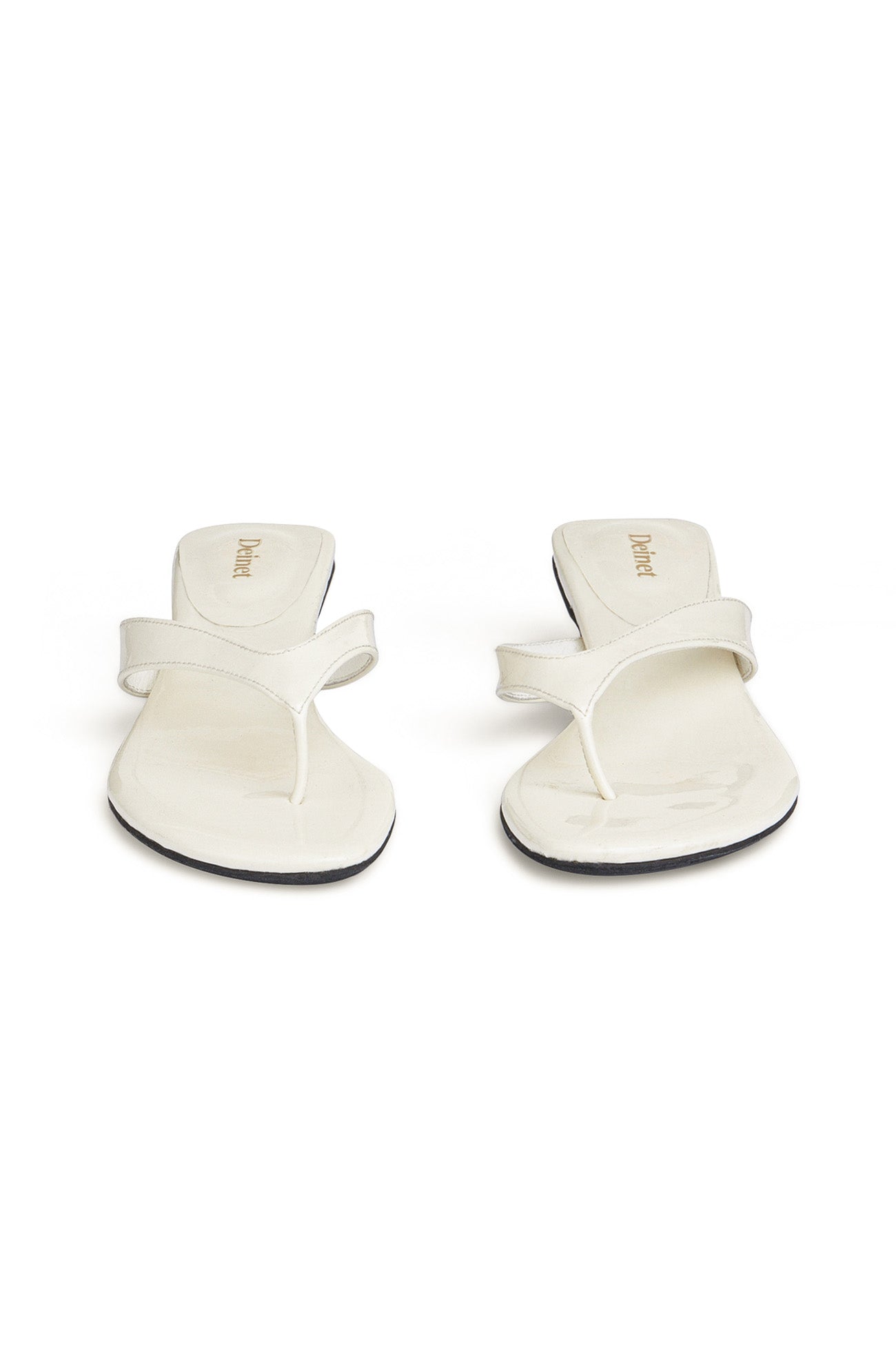 Deinet - ENAMEL FLIP FLOP IN IVORY