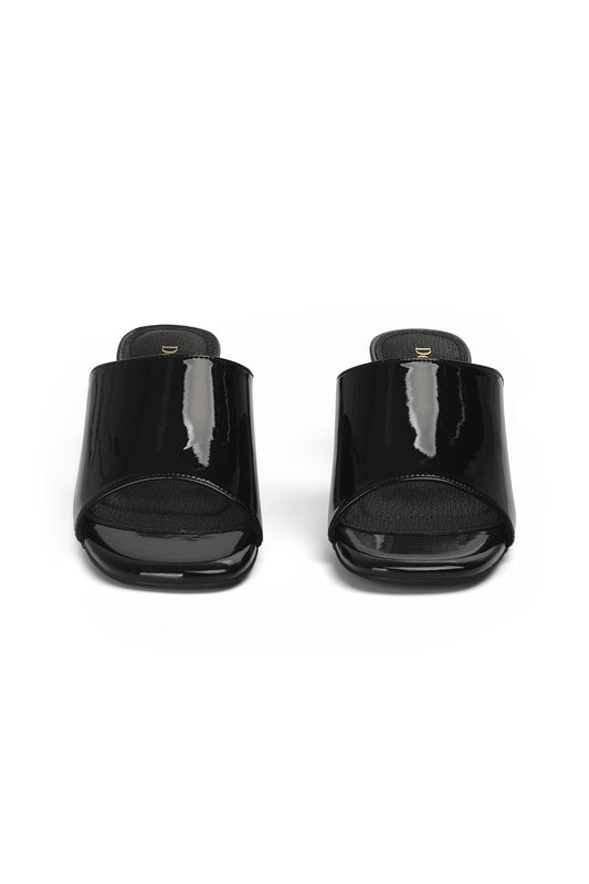 Deinet - ENAMEL SLIPPERS IN BLACK