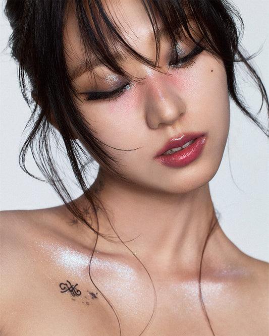 cheriexx -  Glow Wear Highlighter 002 Wear My Dreams