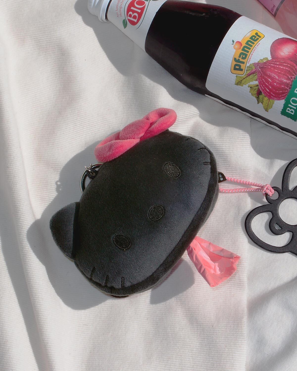 [10/10 KR出貨] HELLO KITTY X ARUMARU POOP BAG KEY RING_BLACK