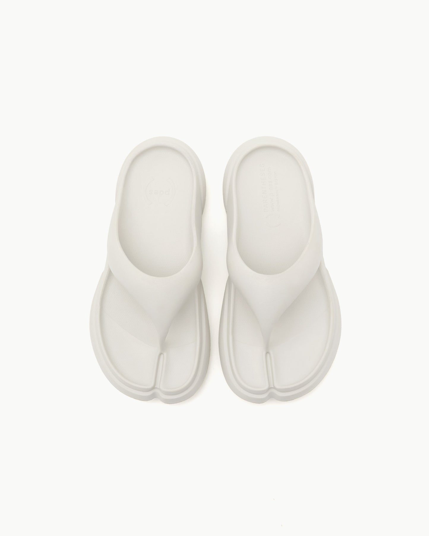 PAES - Flipflop 02 / Cream