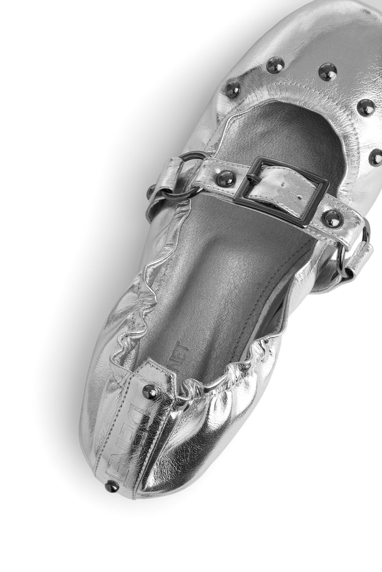 Deinet - WRINKLED FLAT SHOES IN SILVER