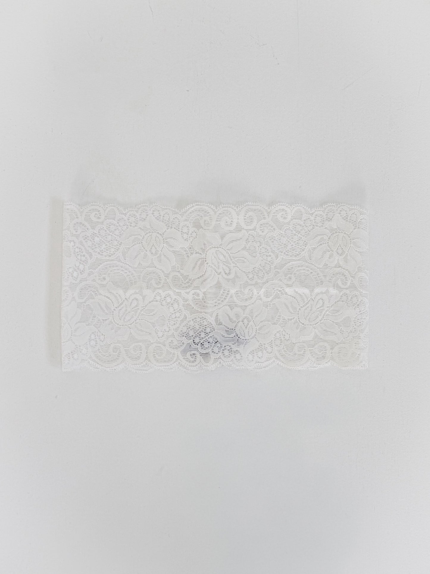 ARTIST FLOWER LACE HAIRBAND (WHITE)
