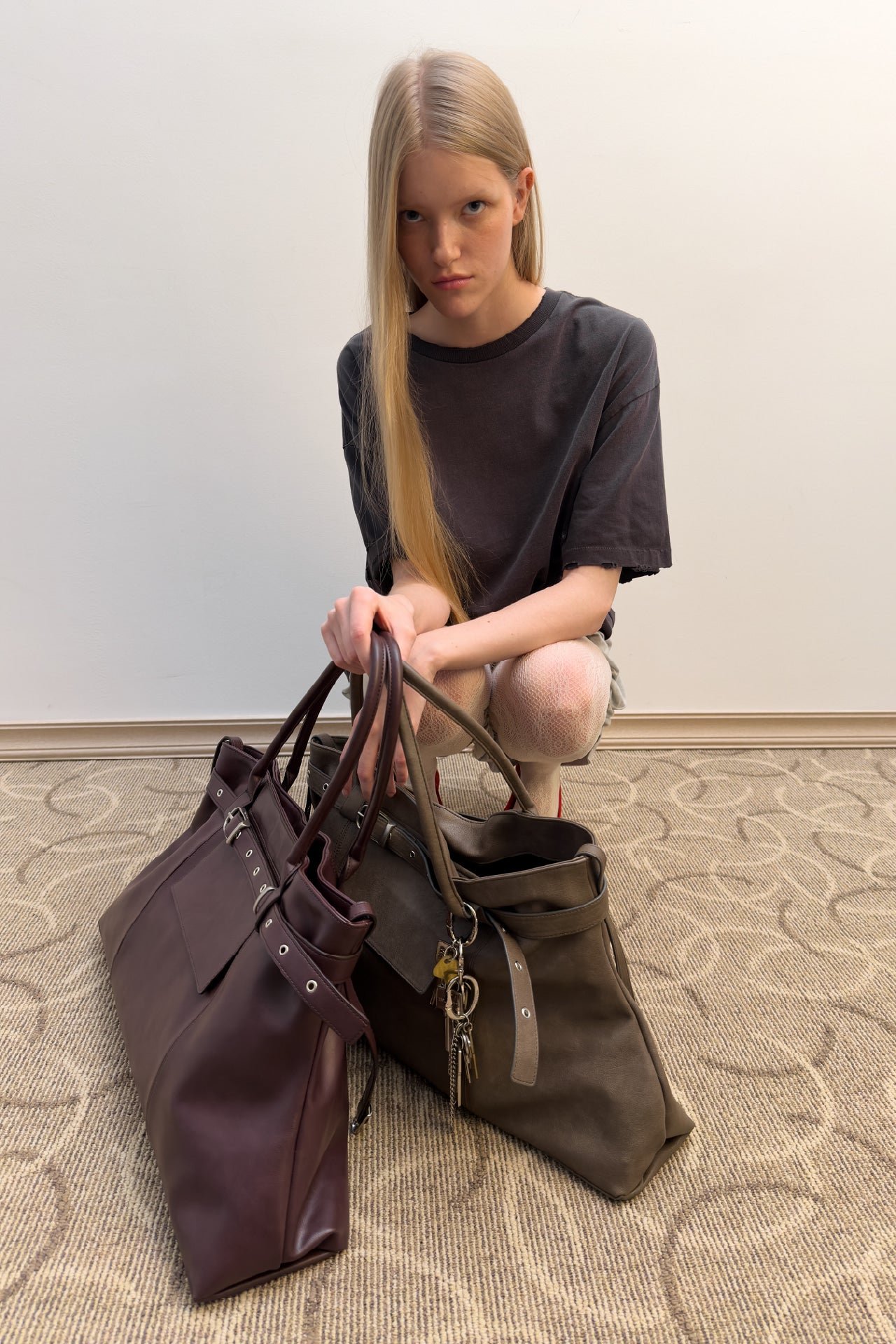 yeomim - 슬래키 백 slacky bag (mahogany)