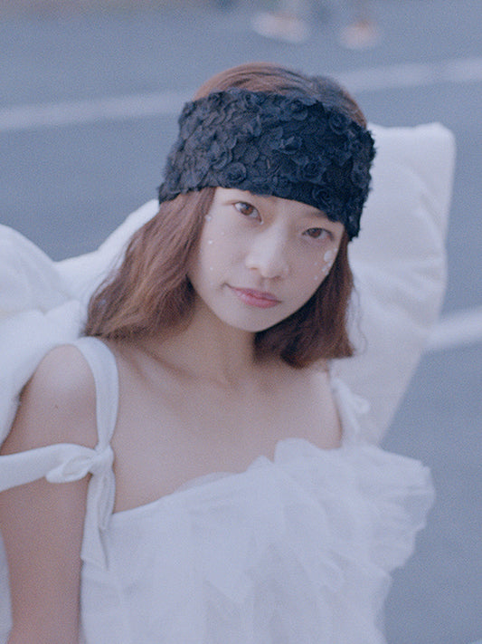 ROSE VEIL HEAD BAND IN BLACK