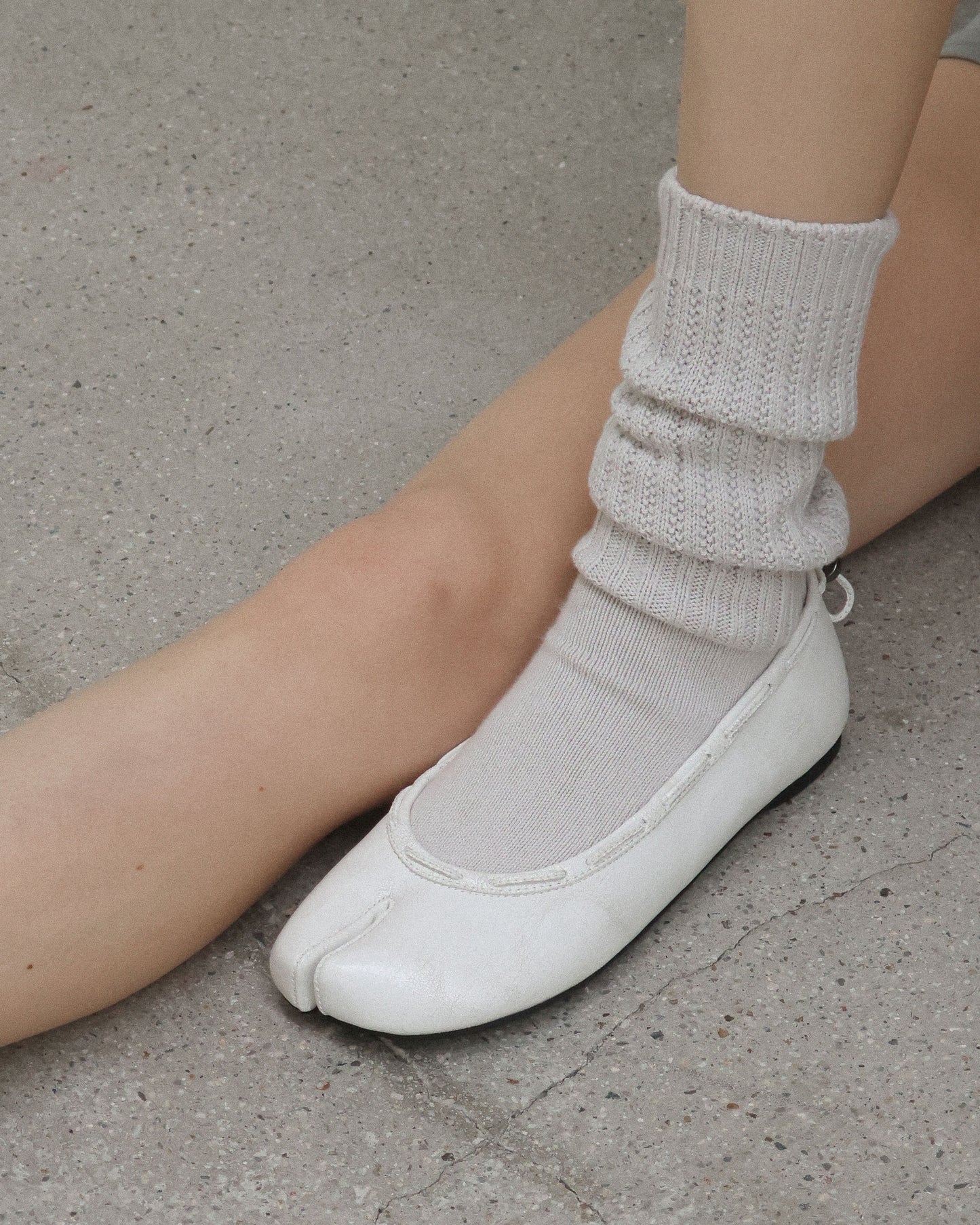 PAES - Leather String Flat / Vintage White