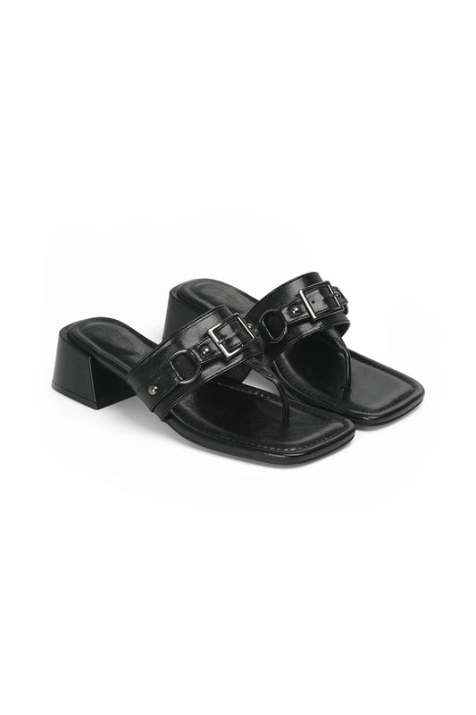 Deinet - STUD SQUARE FLIP FLOP IN BLACK