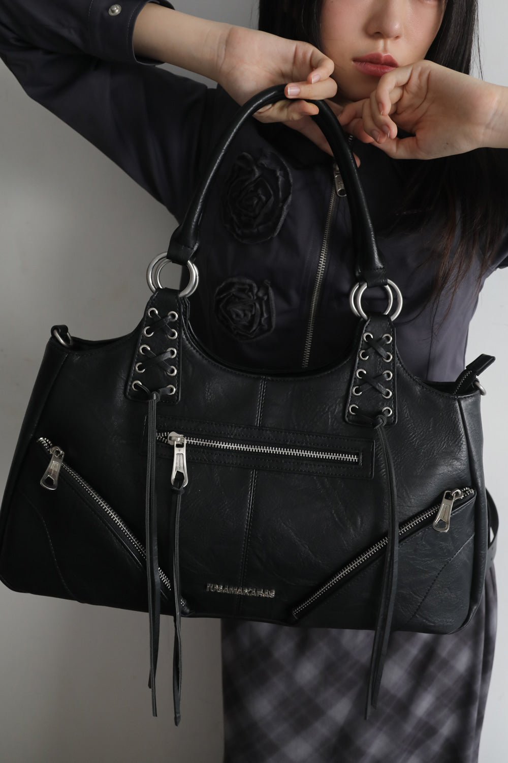 IUGA - Eyelet Leather Fringe Bag (Black)